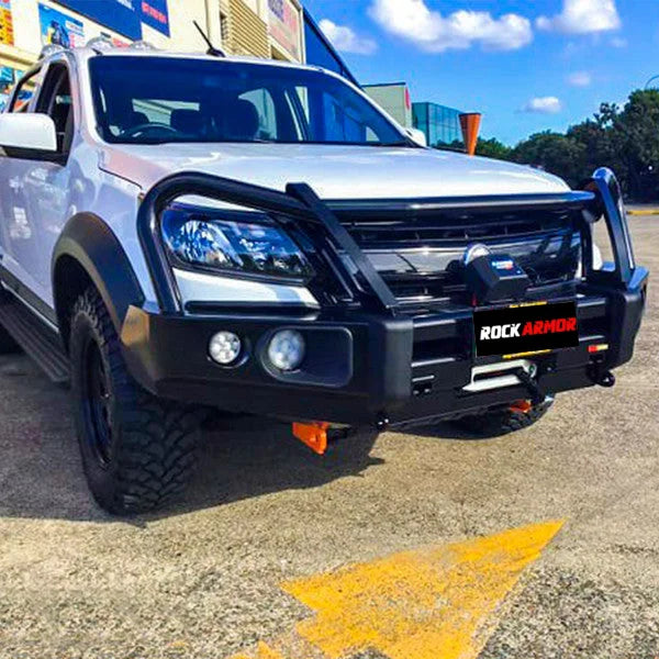White pickup truck with elite steel bullbar and black bumper guard for Holden Colorado