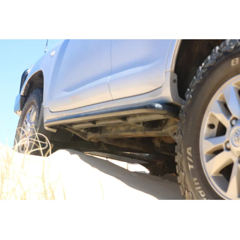 Silver off-road vehicle with steel checker plate sides for Toyota Landcruiser 200 Series