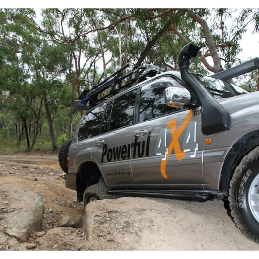 Silver off-road vehicle with steel checker plate side steps for Toyota Landcruiser Fj100